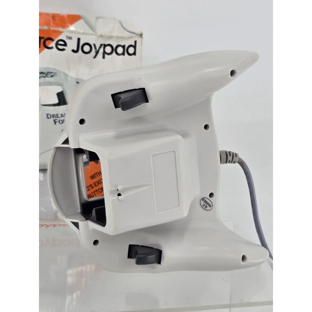 SEGA DREAMCAST 3D2 Dream Force‎ Joypad - Controller W/Button Remap - White - NEW